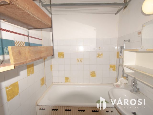 Azonnal költözhető, 53 m²-es lakás Adyvárosban