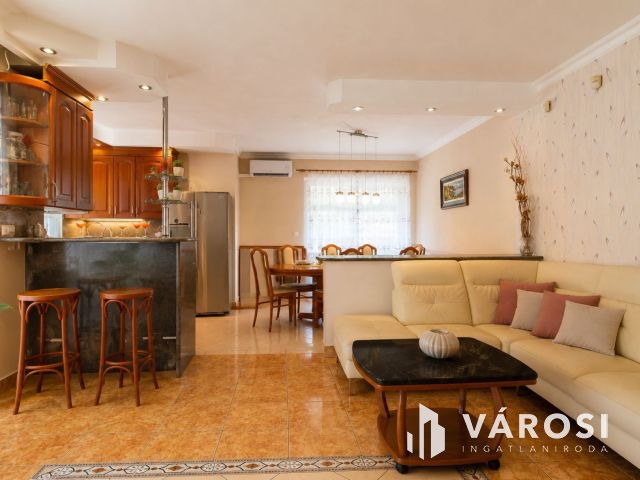 Exkluzív családi otthon Törökbálint centrumában