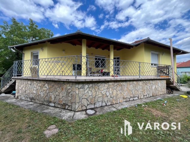 Többgenerációs család ház Rákoshegyen!