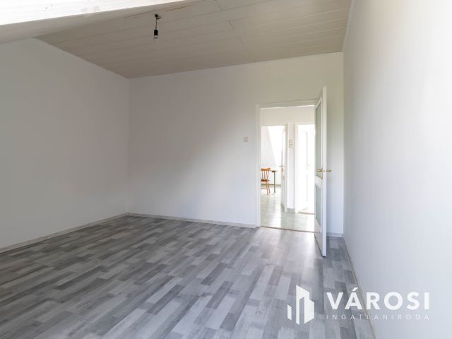 125 m2-es, nappali + 3 szobás családi ház eladó Horton